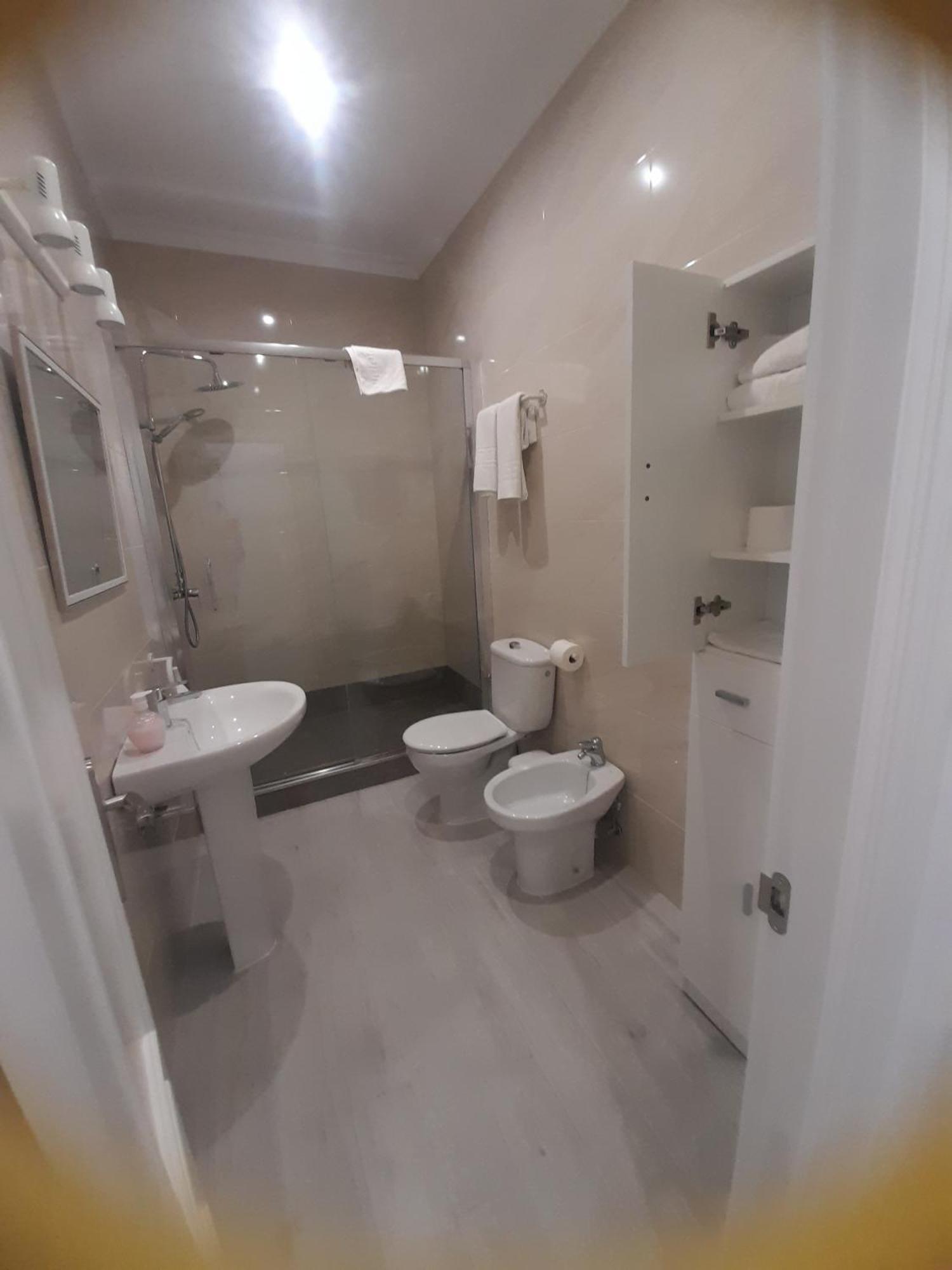Hostal Casandra - Antiguo Hostal Los Valencianos Кониль-де-ла-Фронтера Экстерьер фото